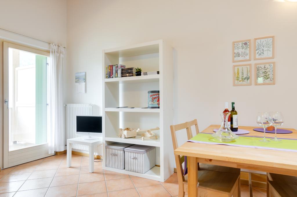 Apartment Valdisole ออสซานา ภายนอก รูปภาพ