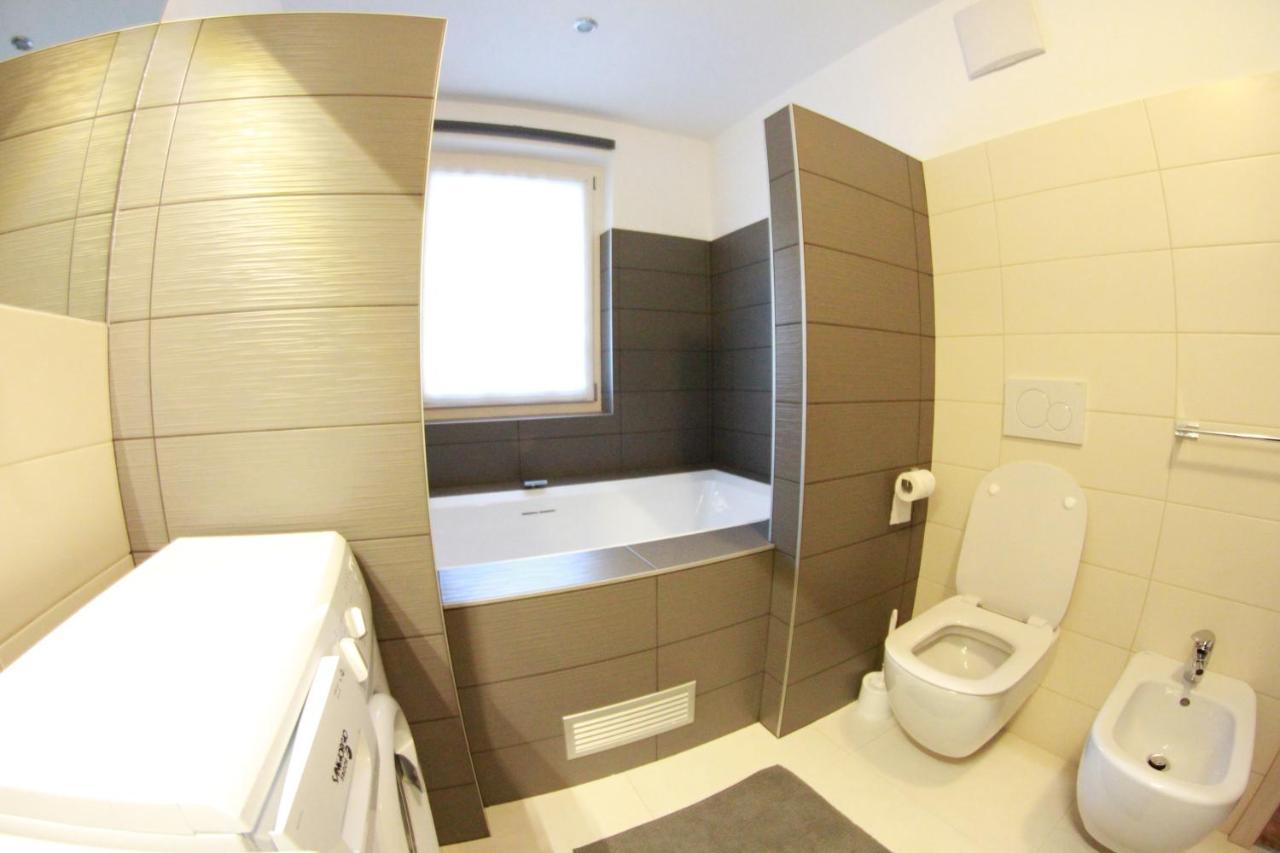 Apartment Valdisole ออสซานา ภายนอก รูปภาพ